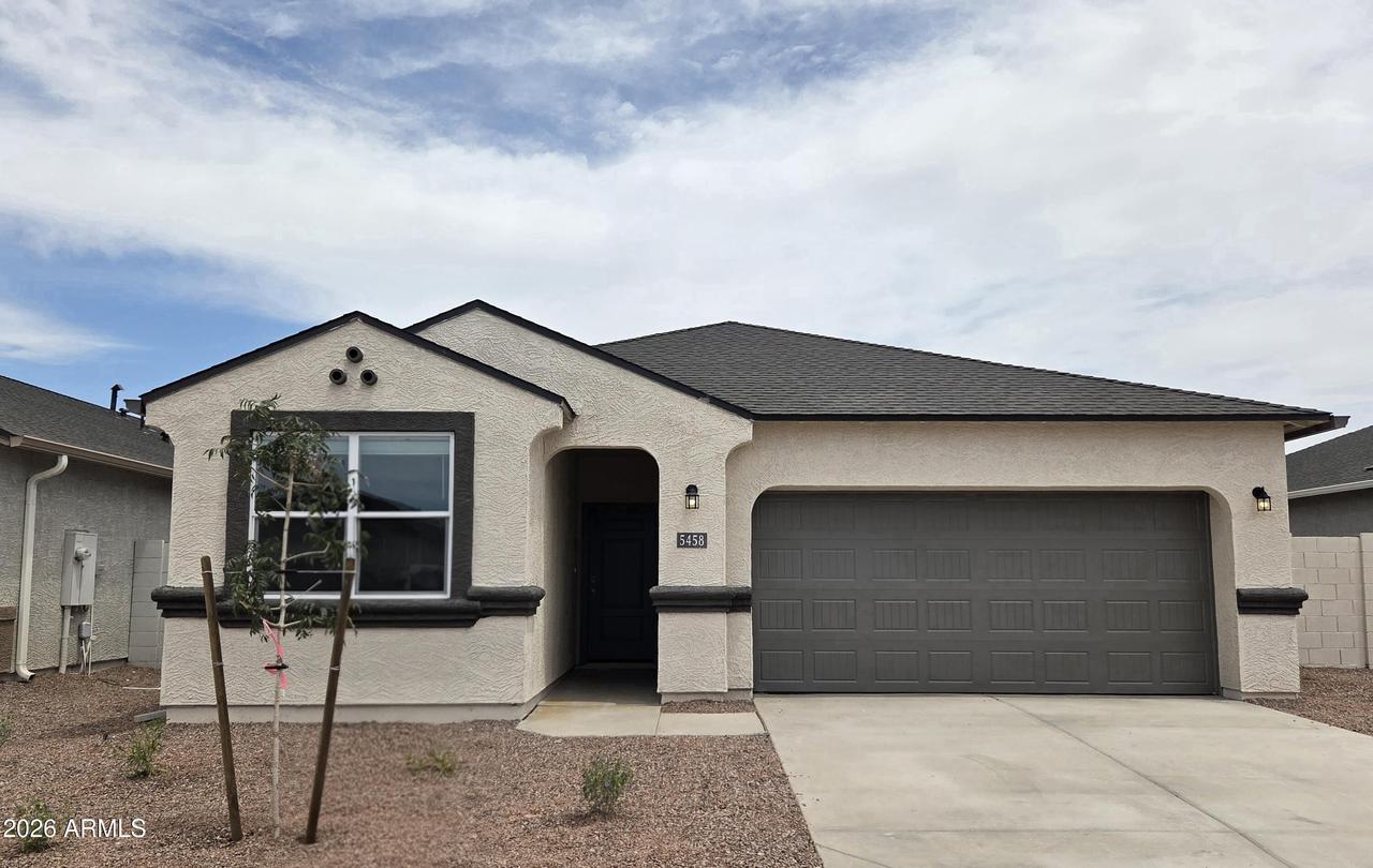 5458 E Cinder Ln., San Tan Valley, AZ 85140