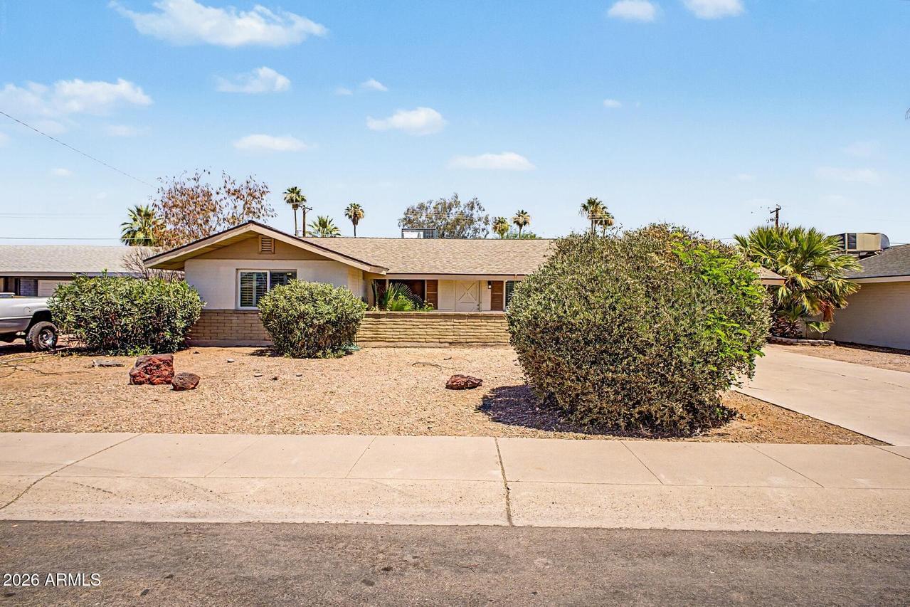 1000 E Loyola Dr., Tempe, AZ 85282