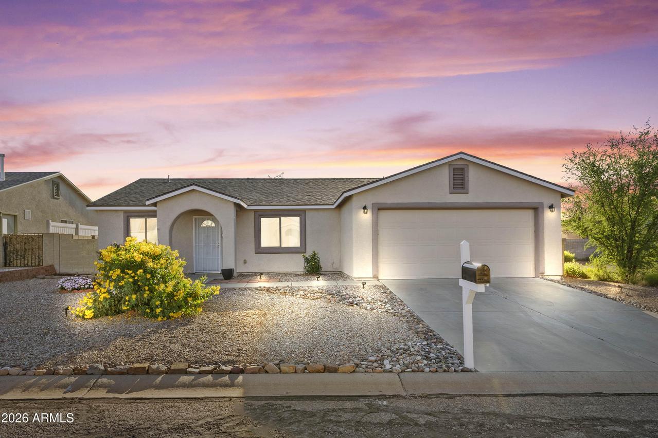 117 Buffalo Dr., Huachuca City, AZ 85616
