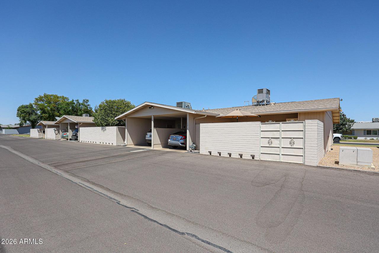 13812 N Garden Court Dr., Sun City, AZ 85351
