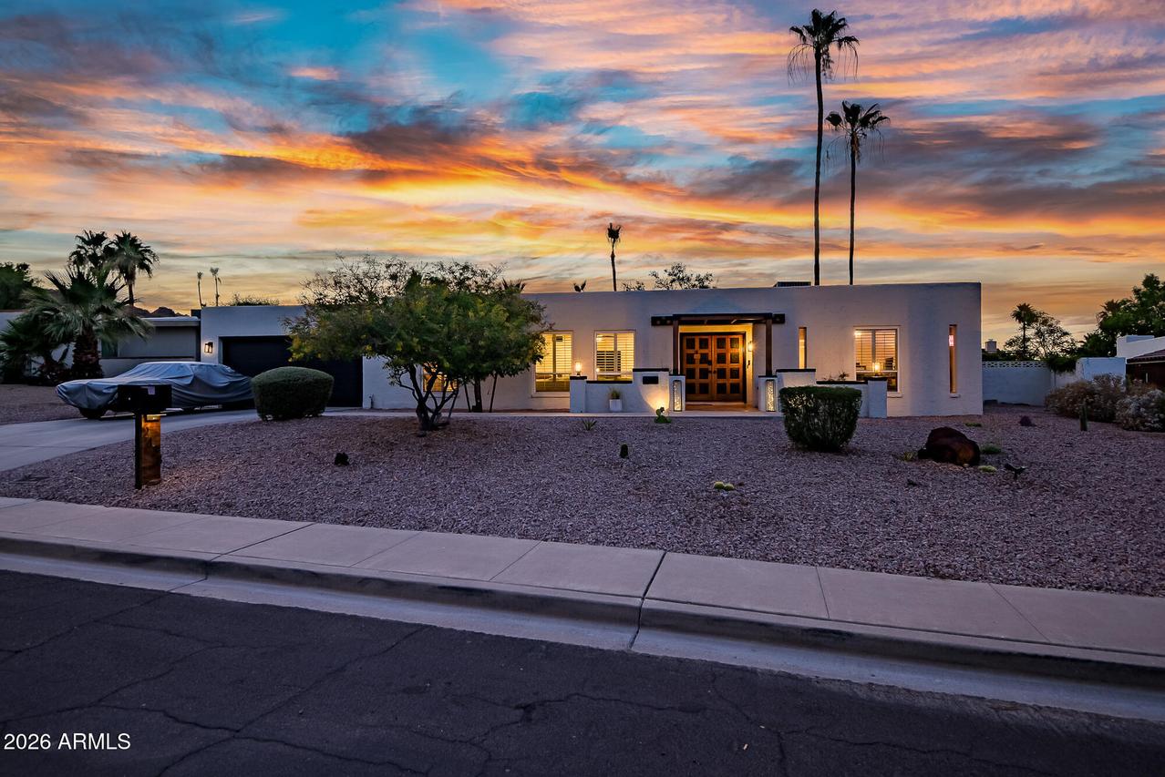 2438 E Cheryl Dr., Phoenix, AZ 85028