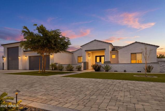 New Homes with Master Bedrooms on the 1st Floor That Attend Desert Mountain School: May 30th to June 5th