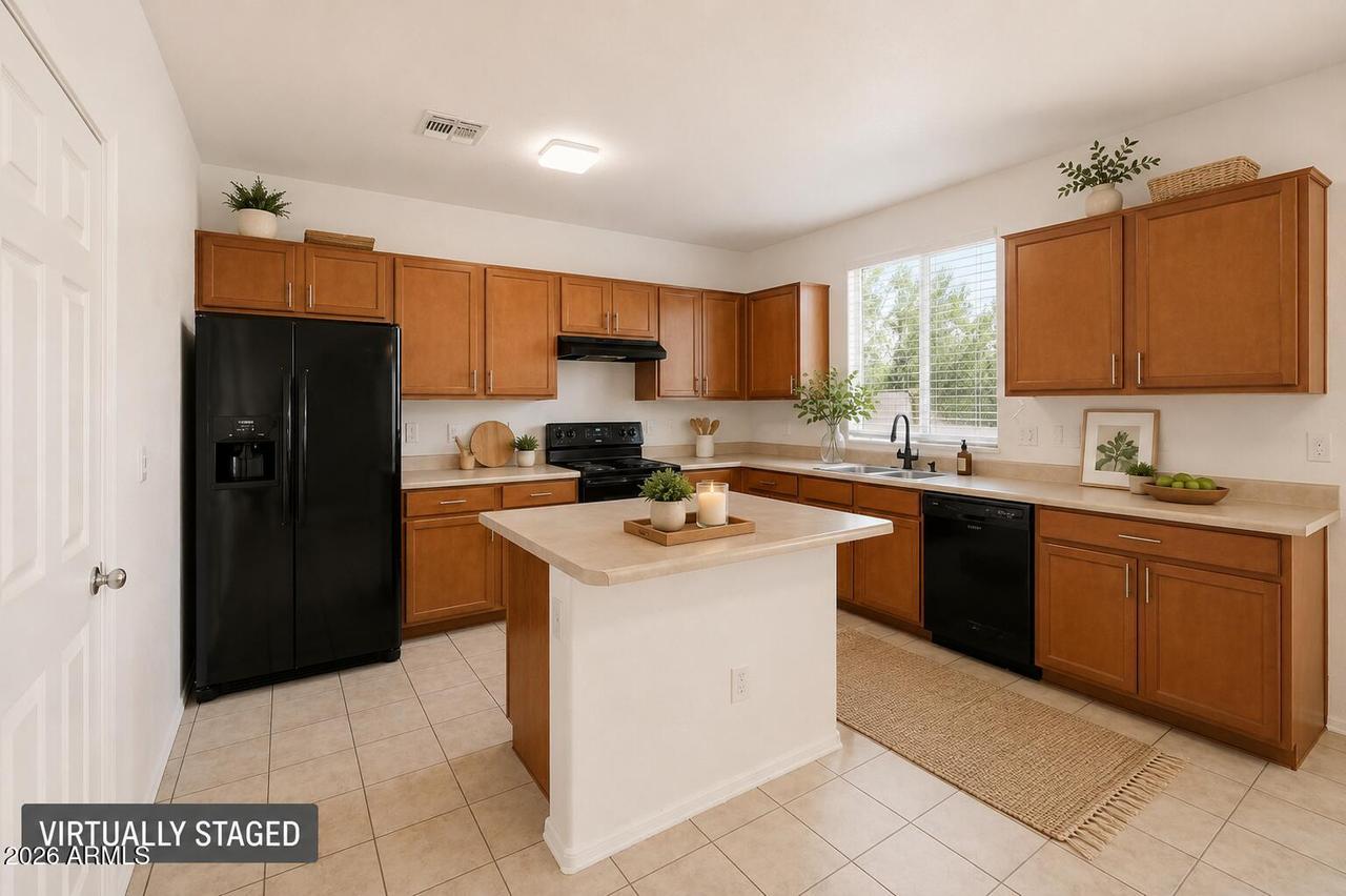 7129 W Solano Dr., Glendale, AZ 85303
