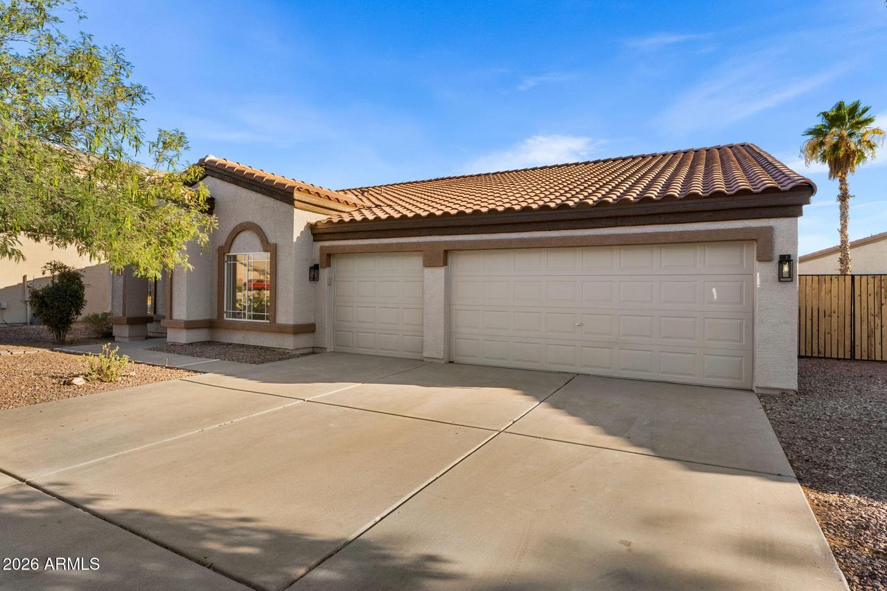 10553 E Dolphin Ave., Mesa, AZ 85208