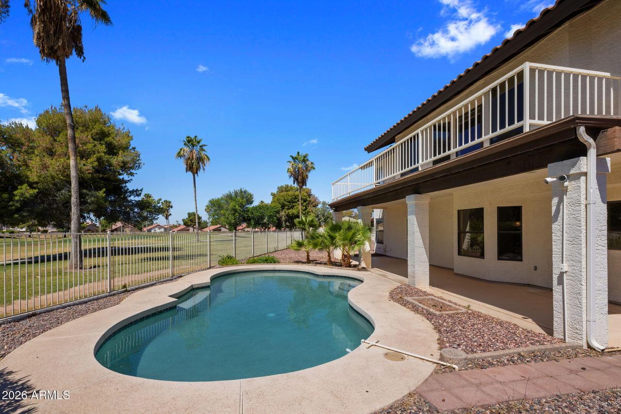 6903 W Kimberly Way, Glendale, AZ 85308