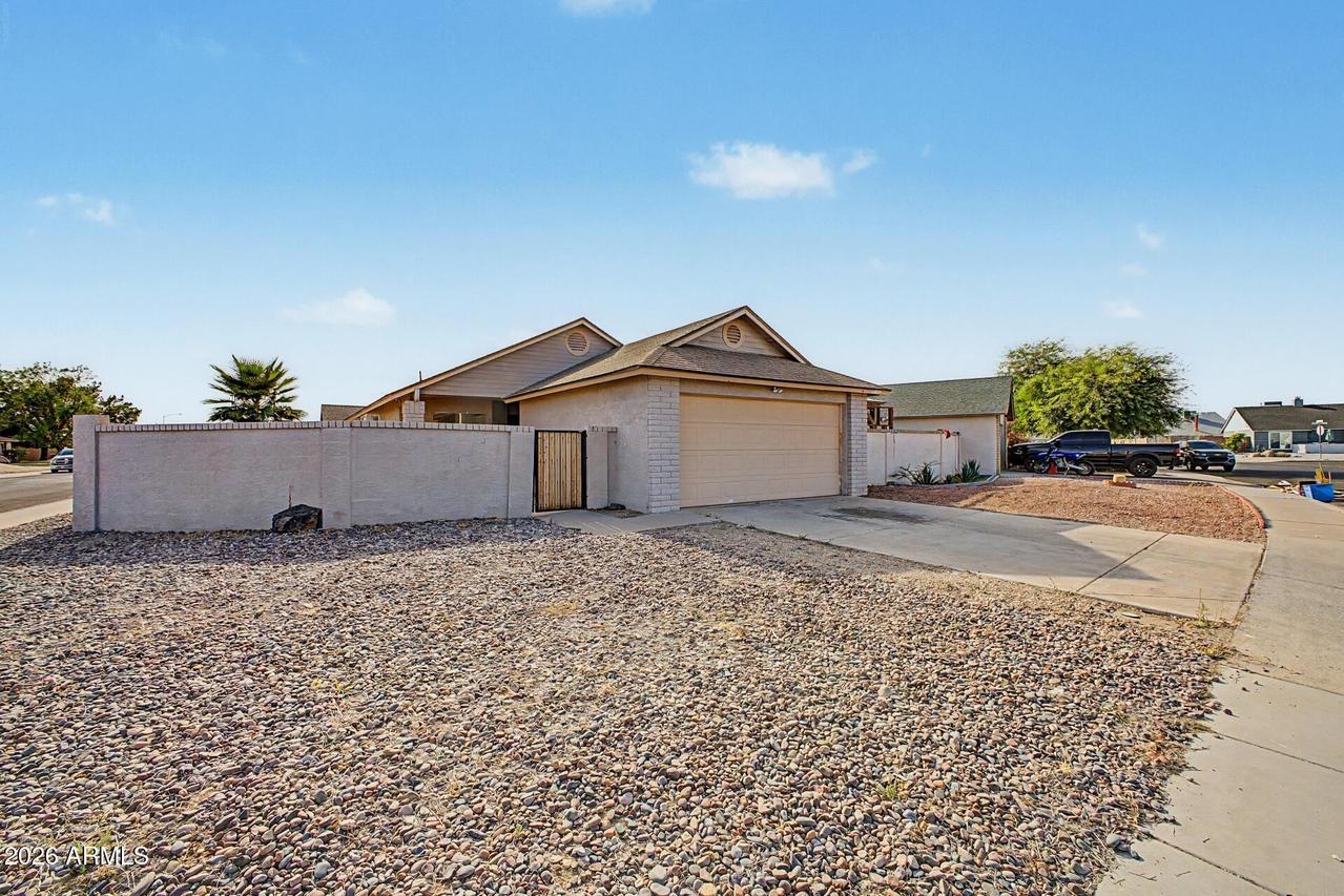 11902 N 73rd Ave., Peoria, AZ 85345