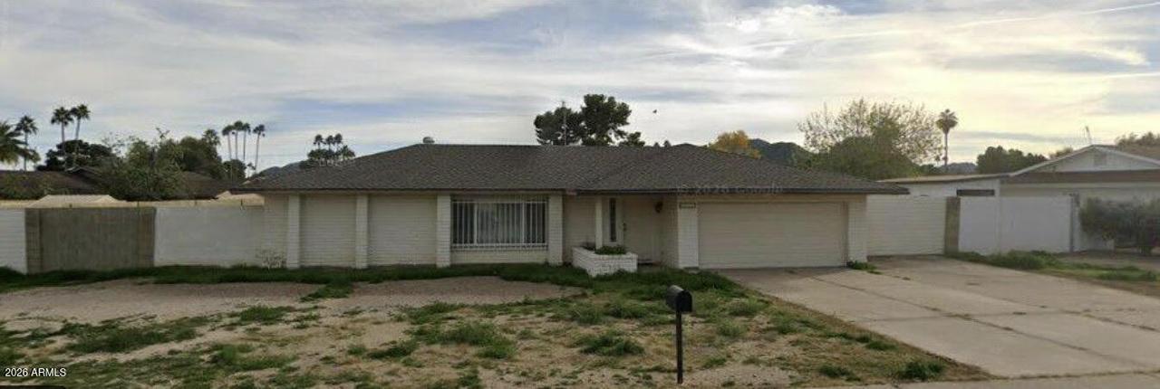4325 E Shangri La Rd., Phoenix, AZ 85028