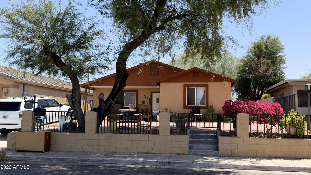 425 S 7th St., Avondale, AZ 85323