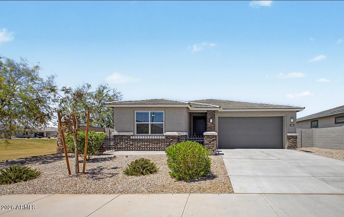 15896 W Desert Hollow Dr., Surprise, AZ 85387