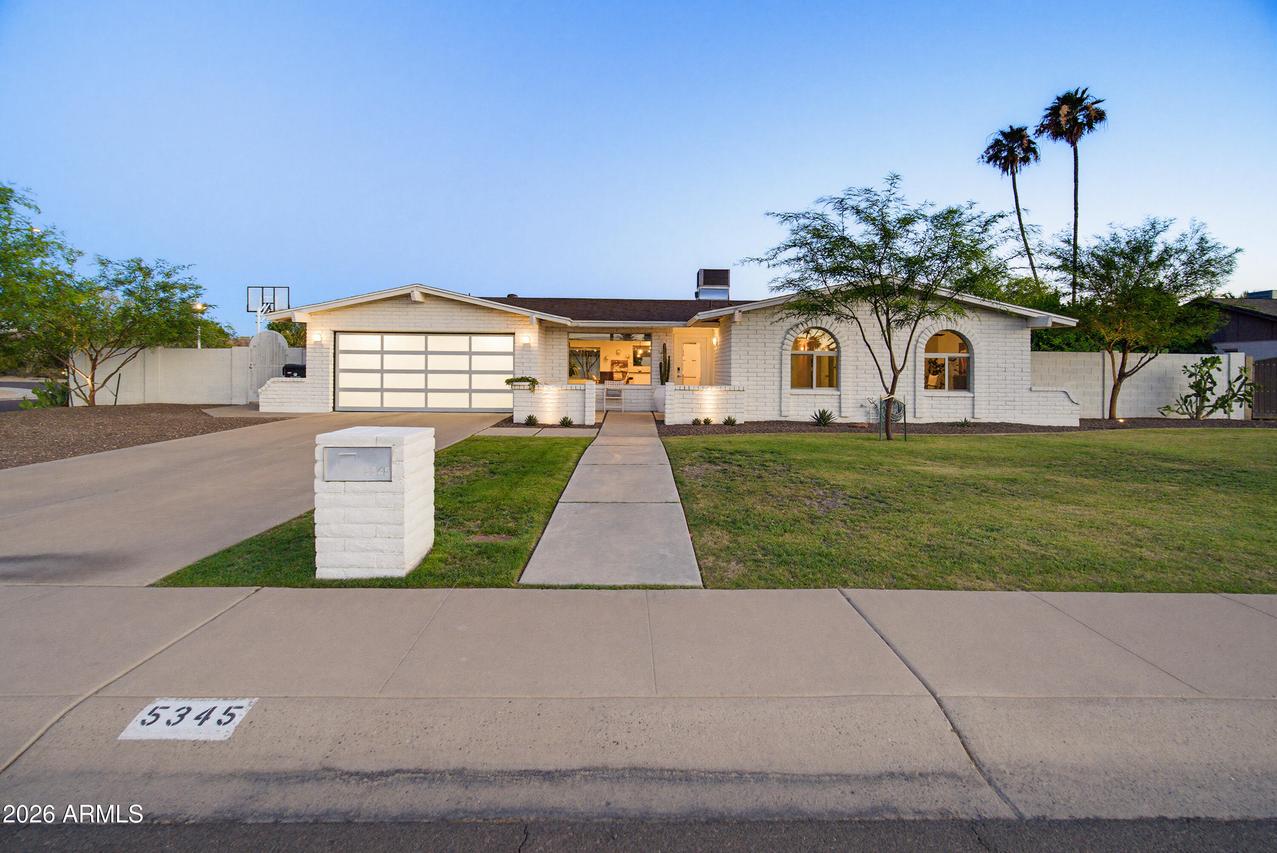 5345 E Winchcomb Dr., Scottsdale, AZ 85254