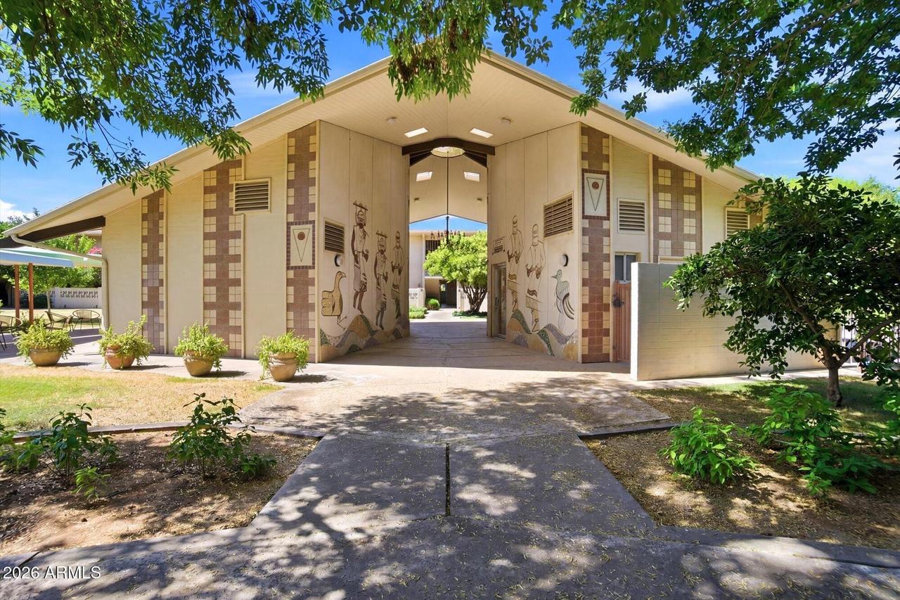 500 W Clarendon Ave. #D6, Phoenix, AZ 85013