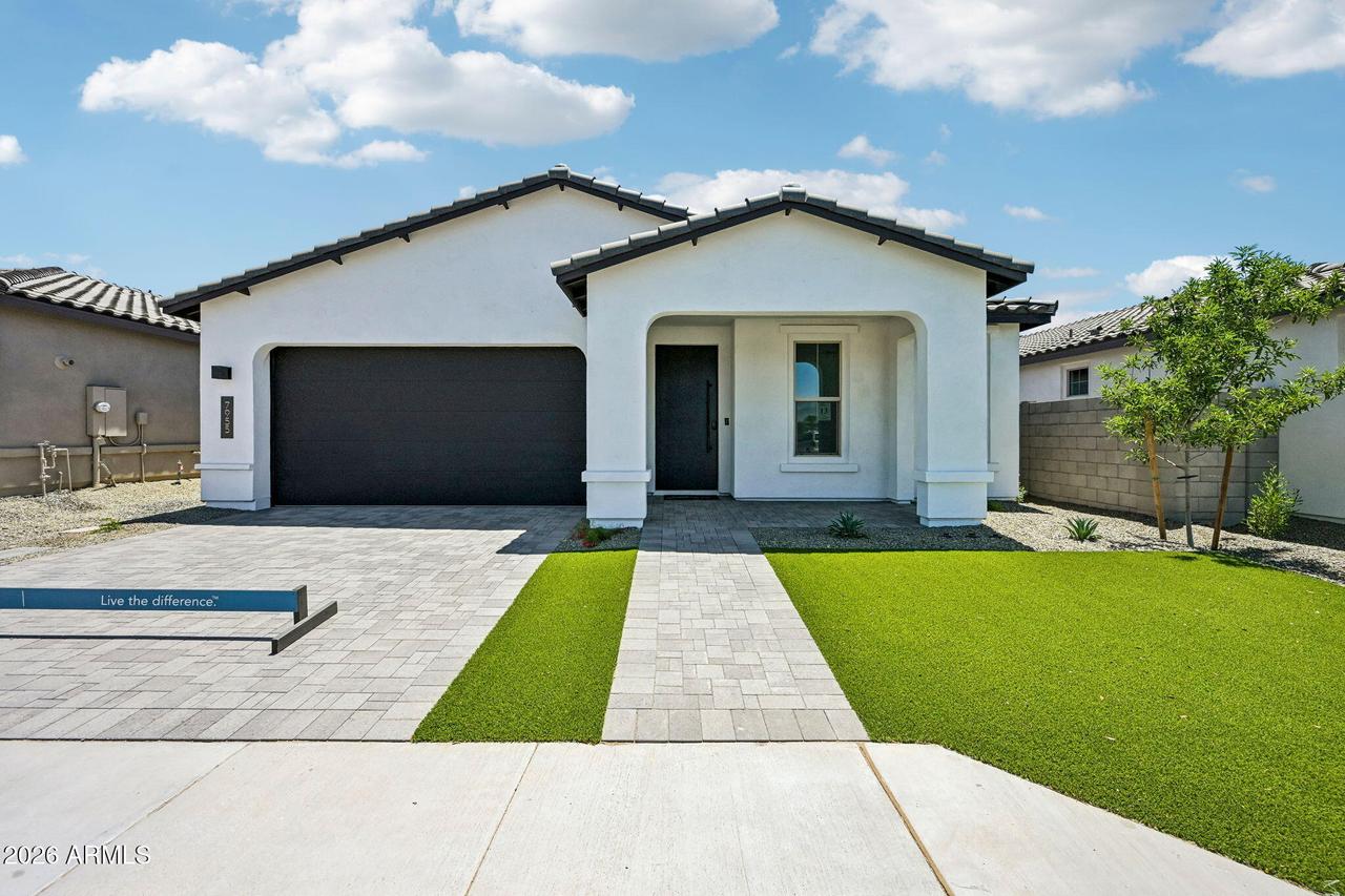 7955 W Loma Ln., Peoria, AZ 85345