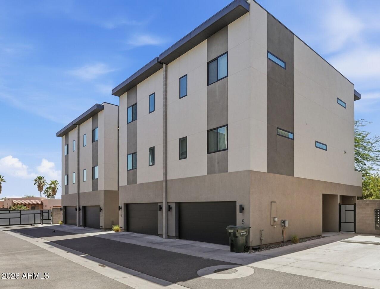 2727 E Thomas Rd. #5, Phoenix, AZ 85016