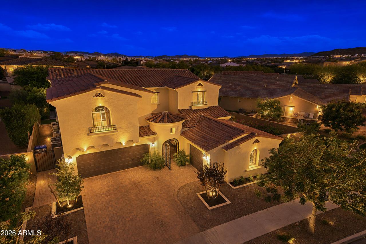 1951 W Paso Tr., Phoenix, AZ 85085