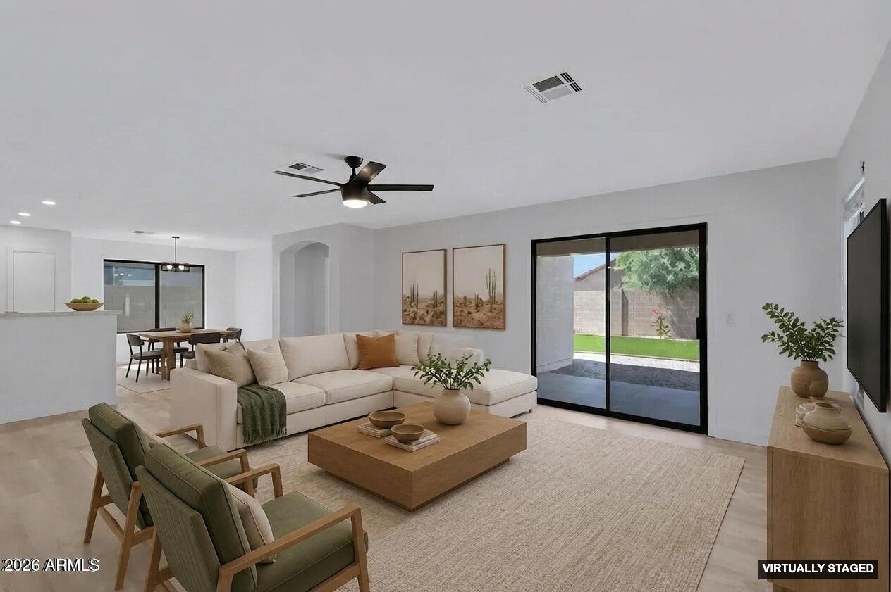 3770 W Yellow Peak Dr., San Tan Valley, AZ 85144