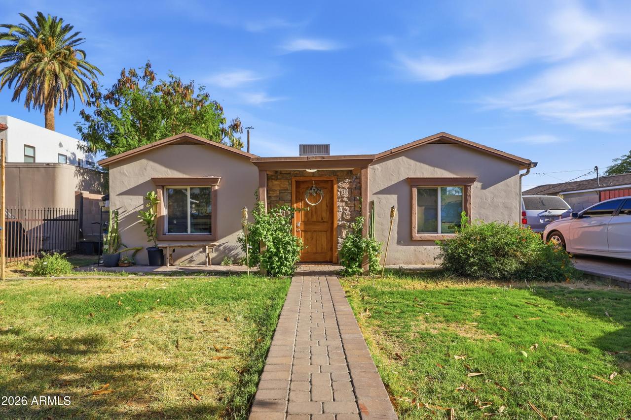 1911 E Harvard St., Phoenix, AZ 85006
