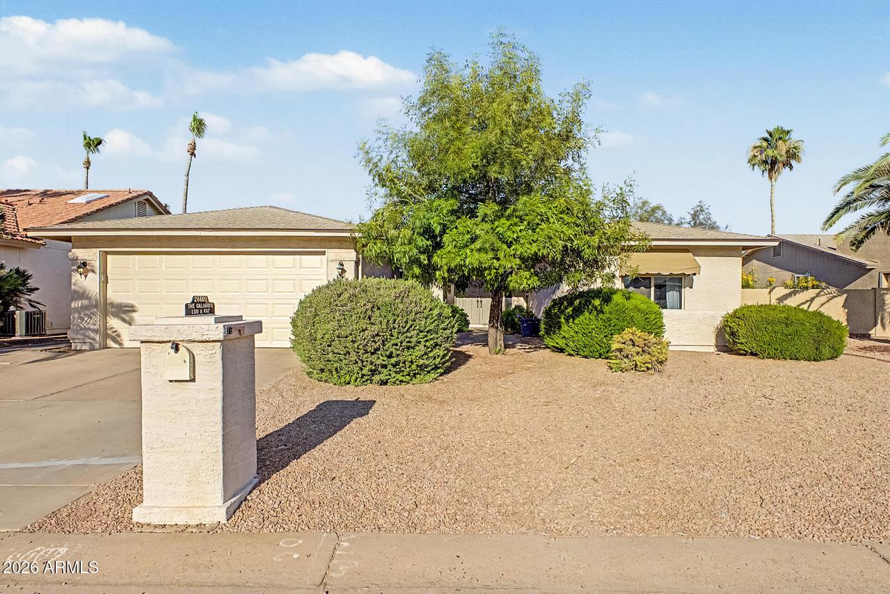 26609 S Truro Dr., Sun Lakes, AZ 85248