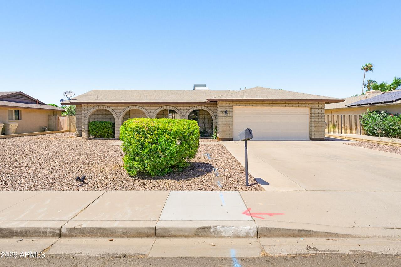 4844 W Royal Palm Rd., Glendale, AZ 85302