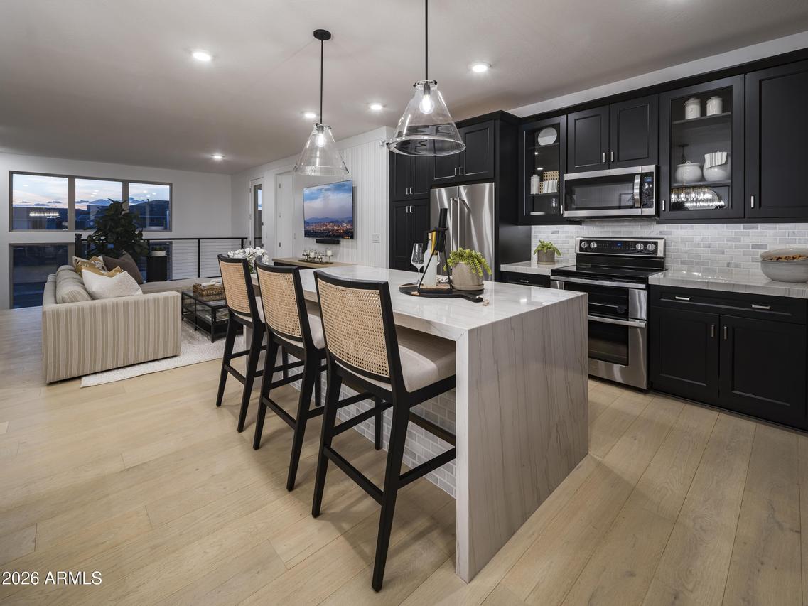 2121 W Sonoran Desert Dr. #163, Phoenix, AZ 85085