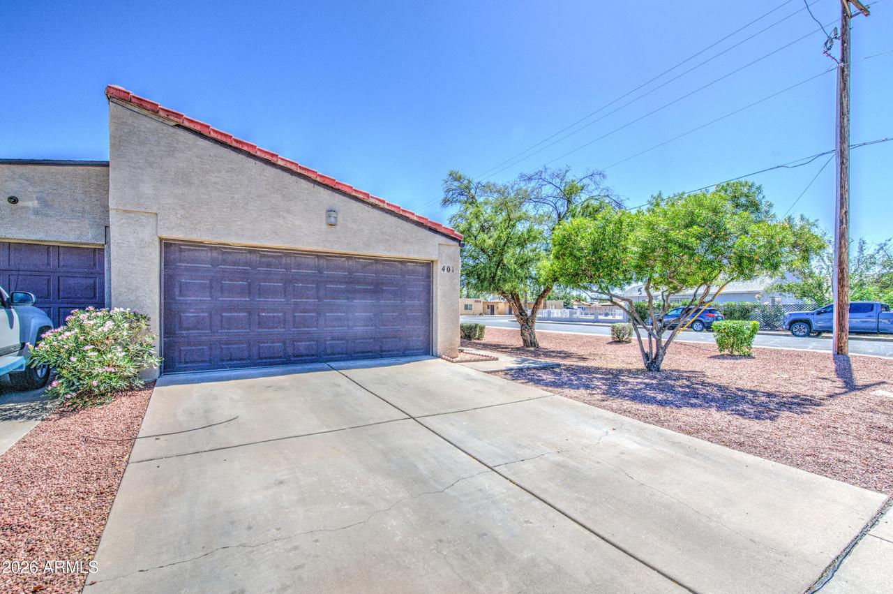 401 E Pecan Rd., Phoenix, AZ 85040