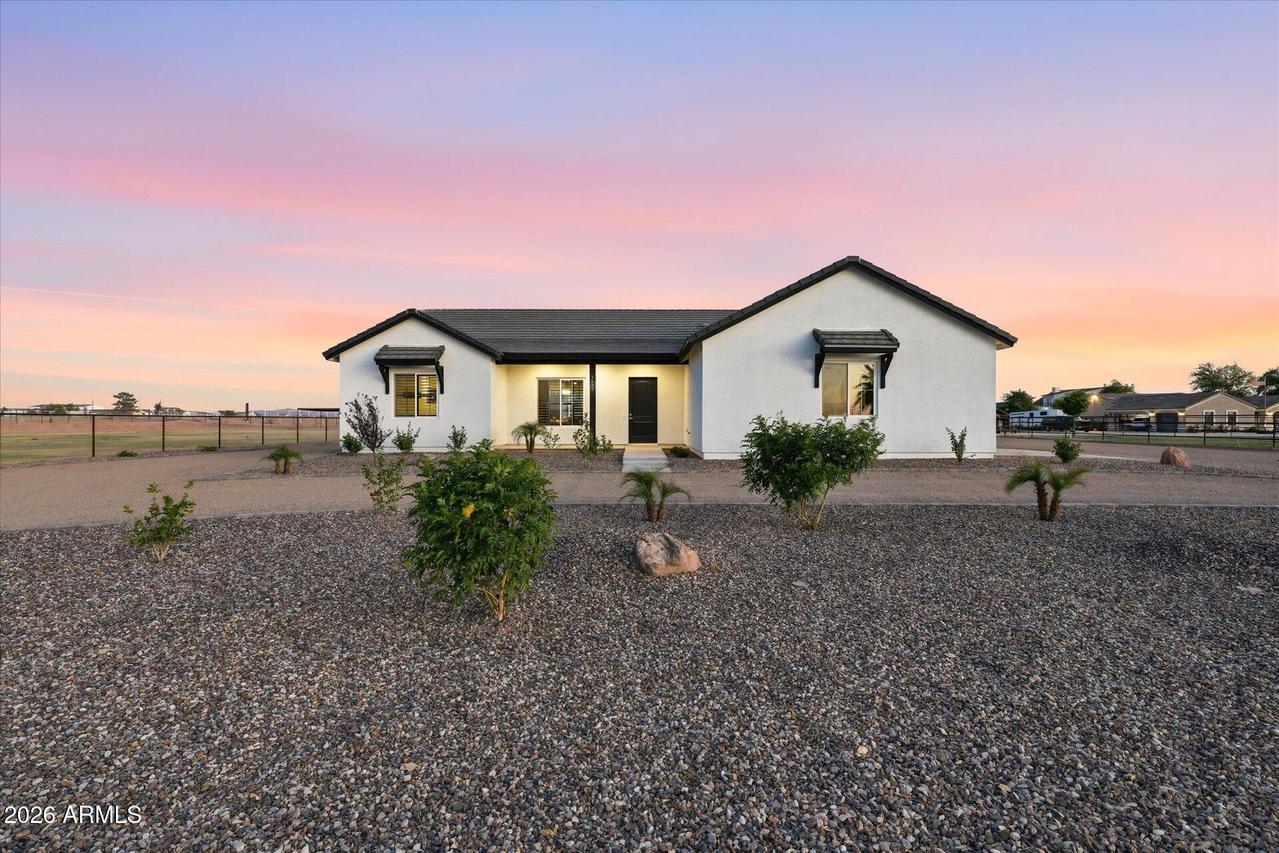 3655 E Graythorn Way, Coolidge, AZ 85128