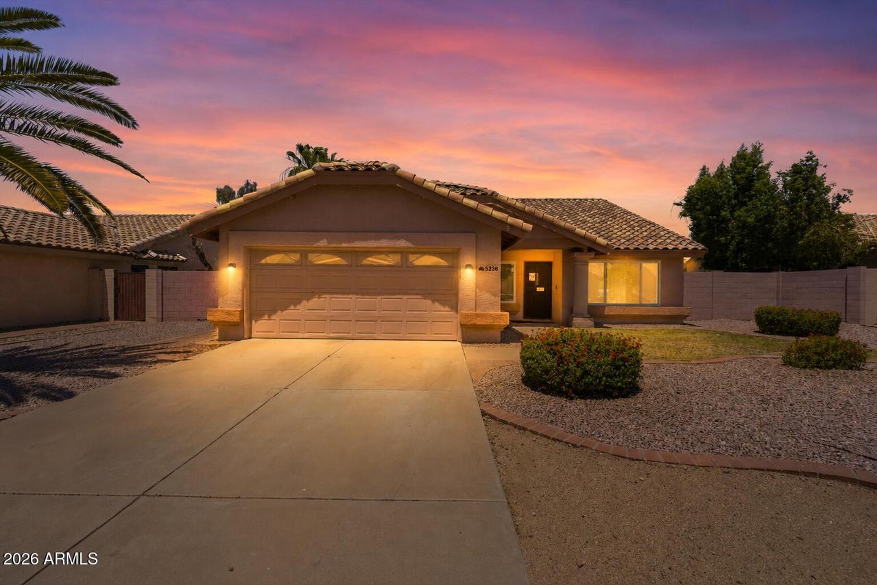 5236 E Hobart St., Mesa, AZ 85205