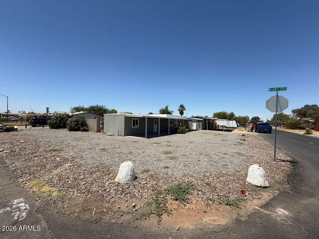 15432 N 69th Ave., Peoria, AZ 85382