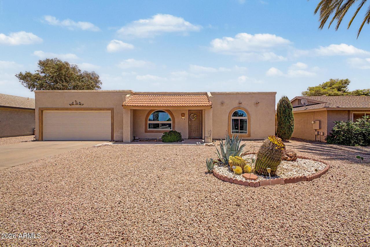 942 Leisure World, Mesa, AZ 85206