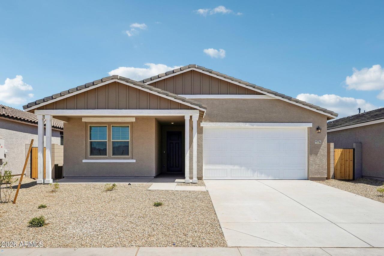 9536 W Gaby Rd., Tolleson, AZ 85353