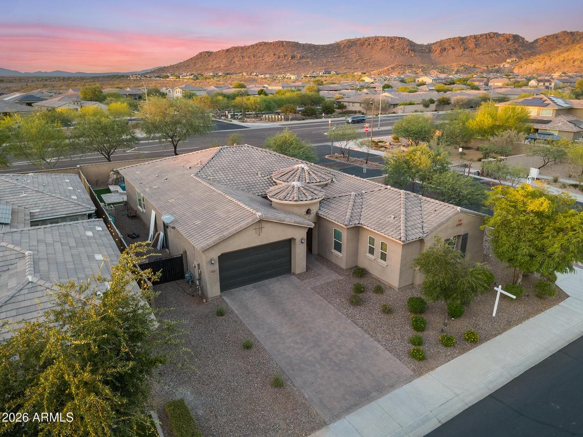 9310 W Yellow Bird Ln., Peoria, AZ 85383