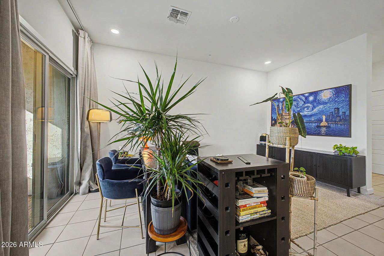 2162 W Harmont Dr., Phoenix, AZ 85021