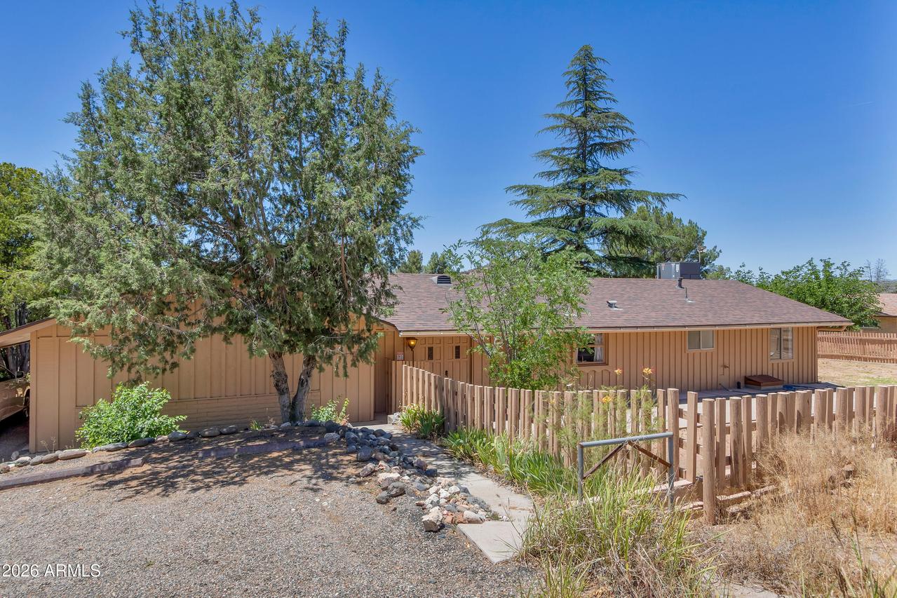 4410 N Montezuma Ave., Rimrock, AZ 86335