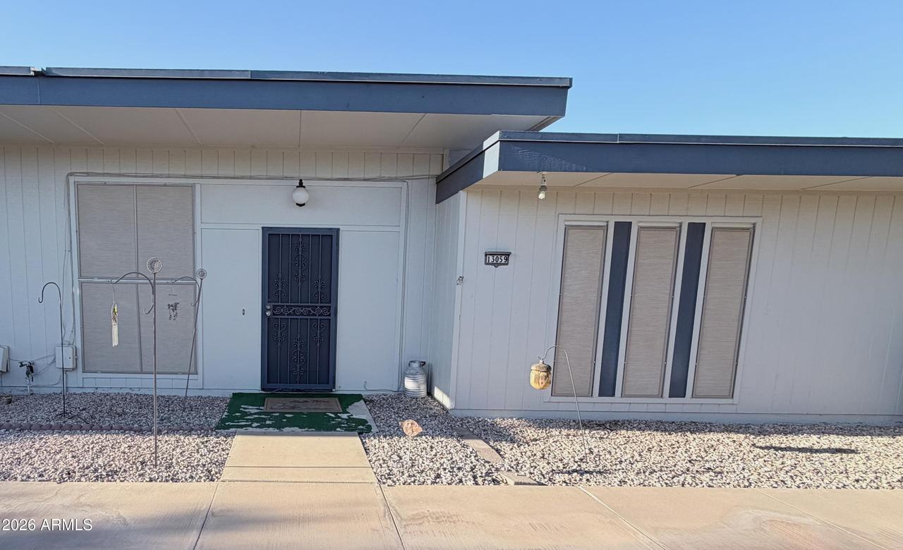 13059 N 100th Dr., Sun City, AZ 85351