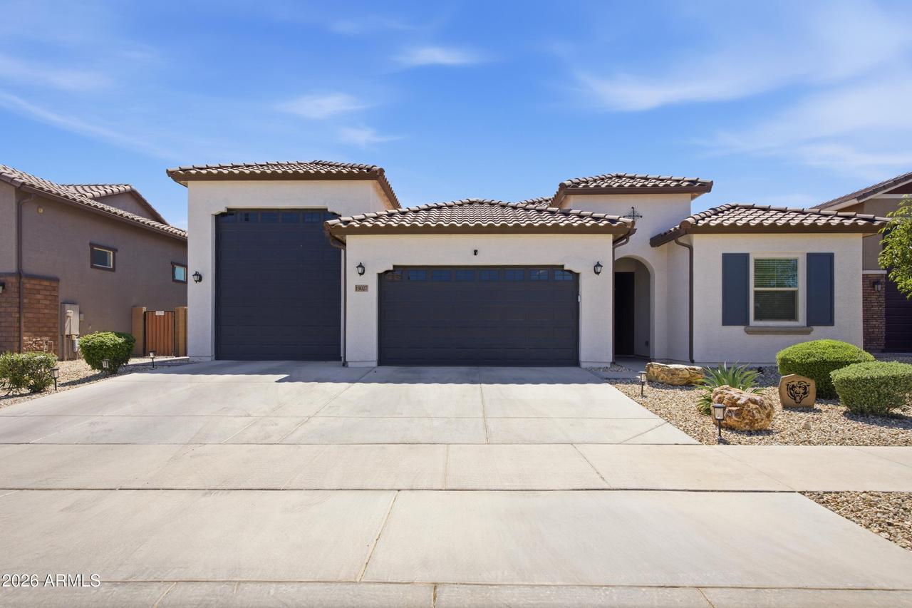 19027 W Jenan Dr., Surprise, AZ 85388