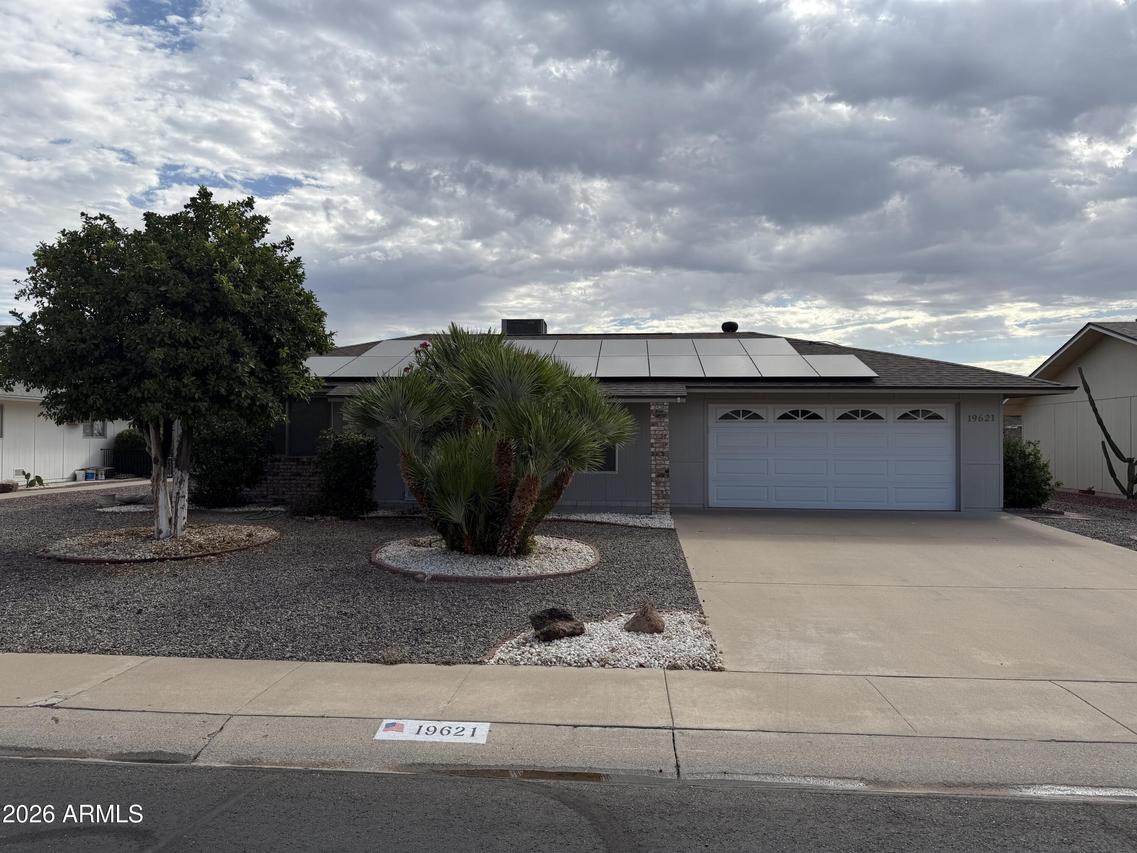 19621 N Palo Verde Dr., Sun City, AZ 85373
