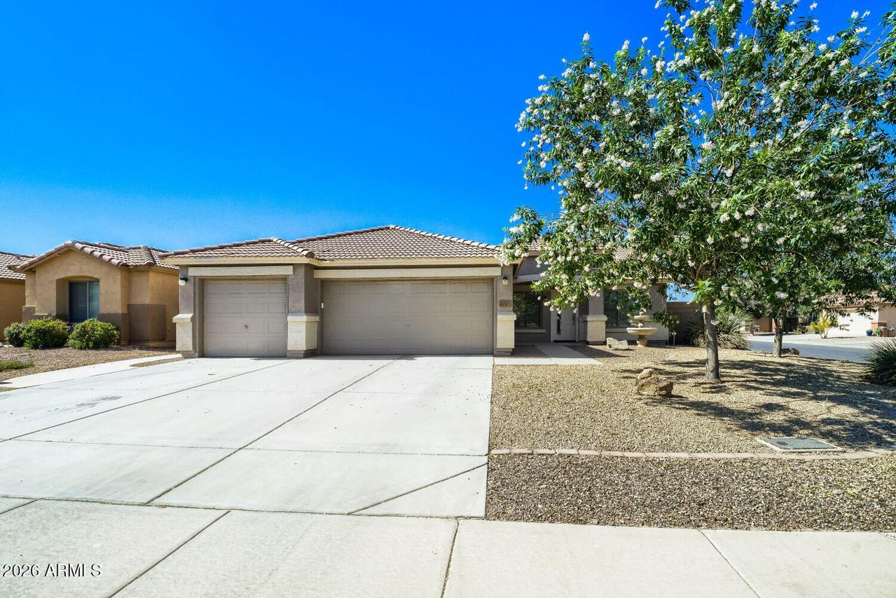 4085 E Stratford Pl., San Tan Valley, AZ 85140