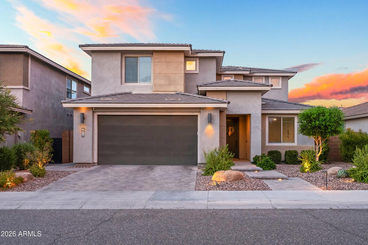 2916 E Tina Dr., Phoenix, AZ 85050