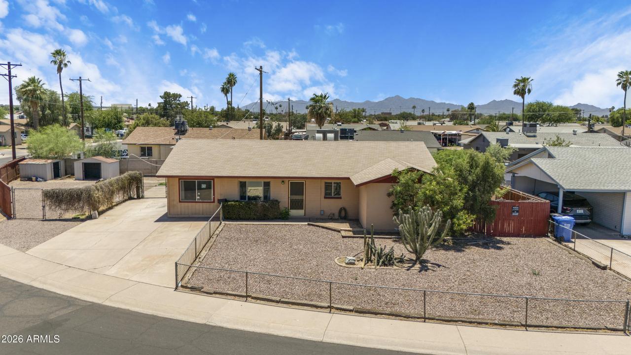 7917 W Flower St., Phoenix, AZ 85033