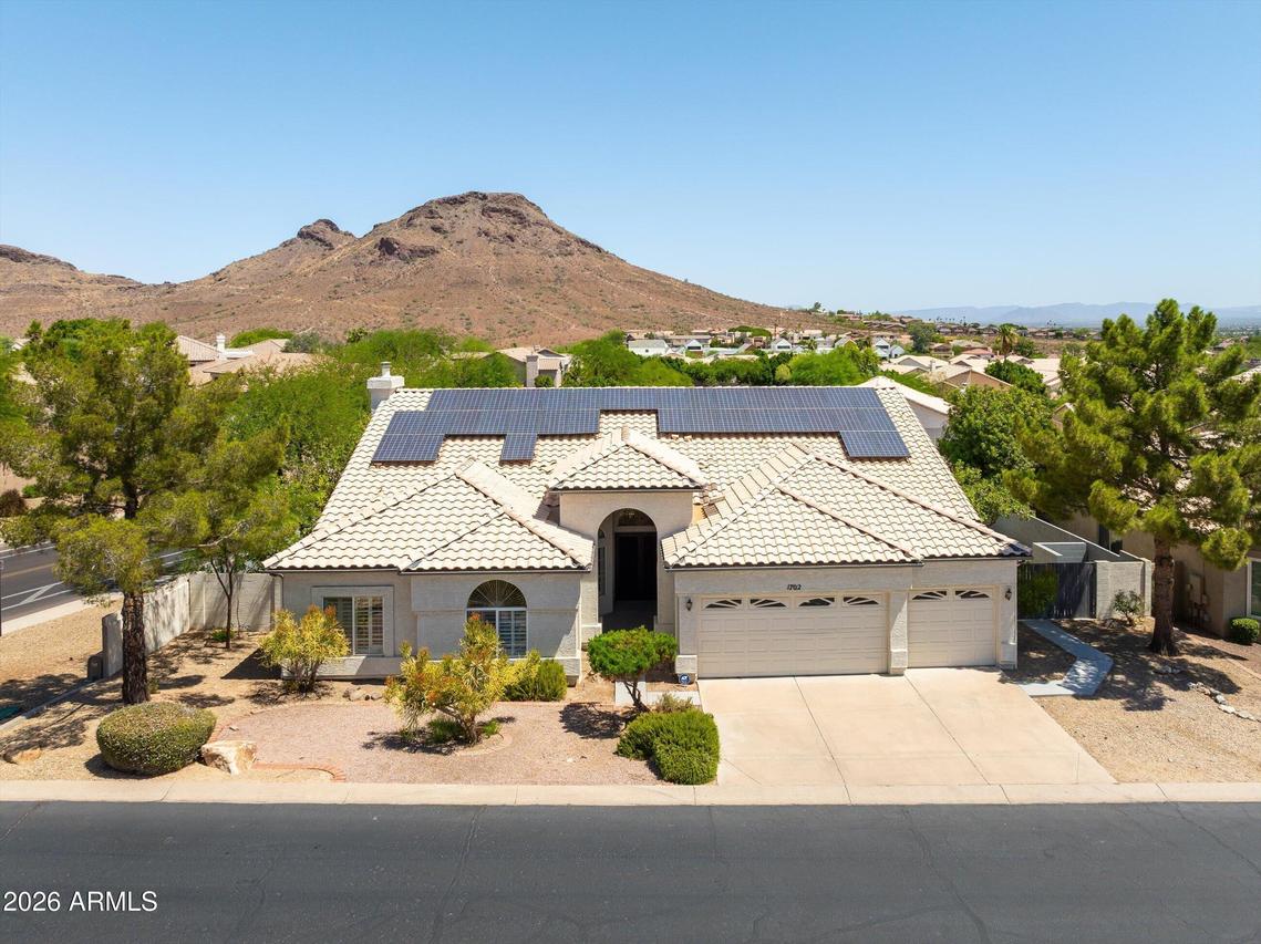 1702 E Sheena Dr., Phoenix, AZ 85022