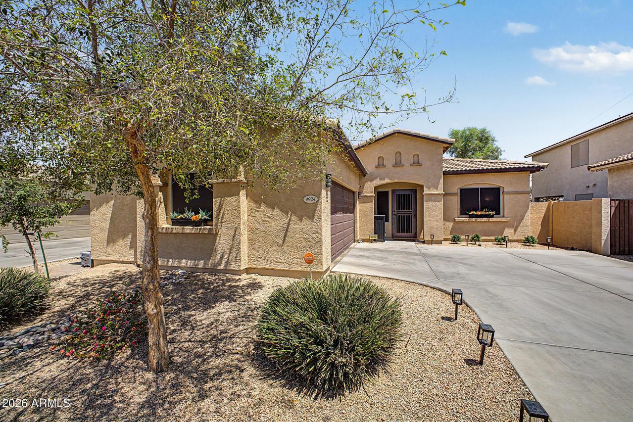 4924 W Harwell Rd., Laveen, AZ 85339