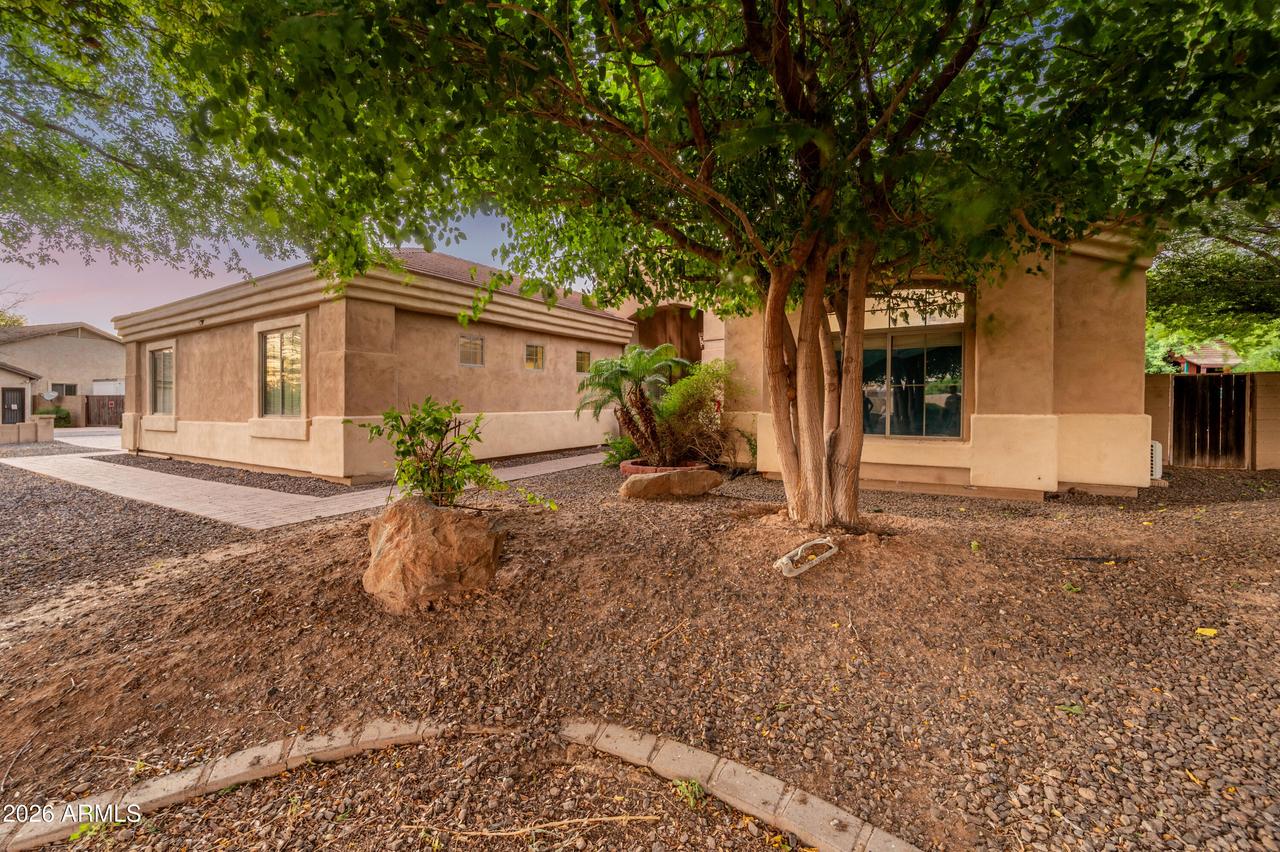 2311 N 104th Dr., Avondale, AZ 85392