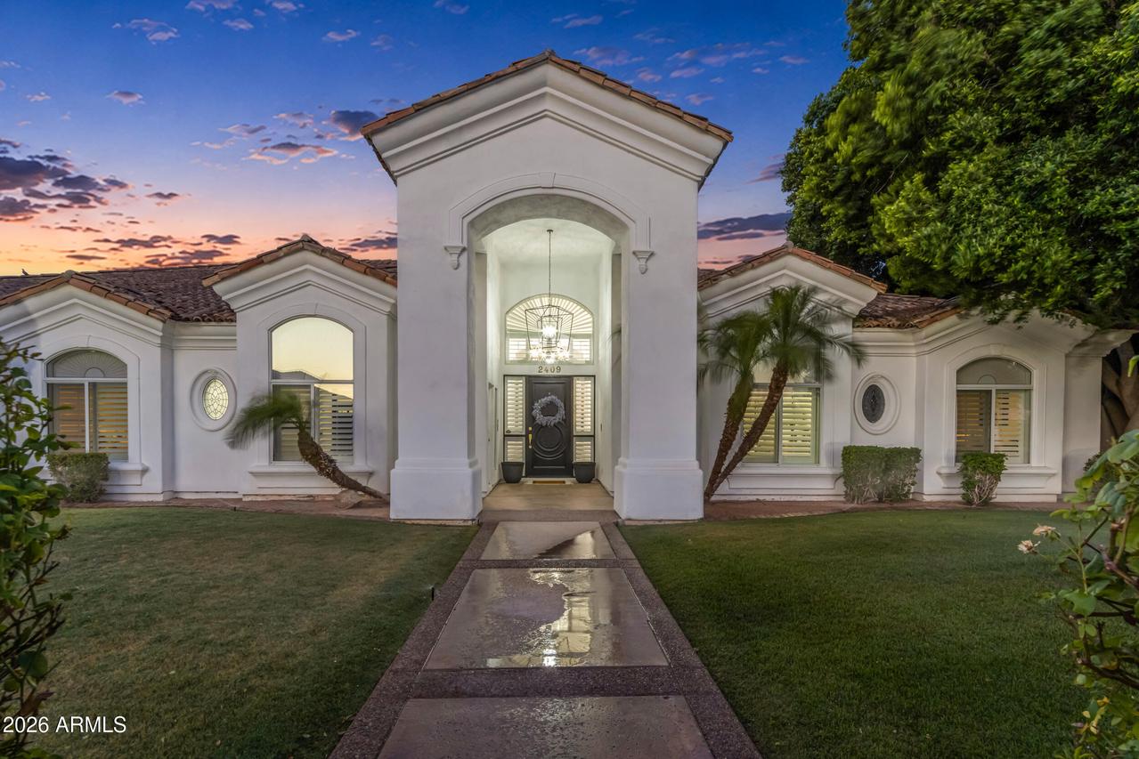 2409 N Acacia St., Mesa, AZ 85213