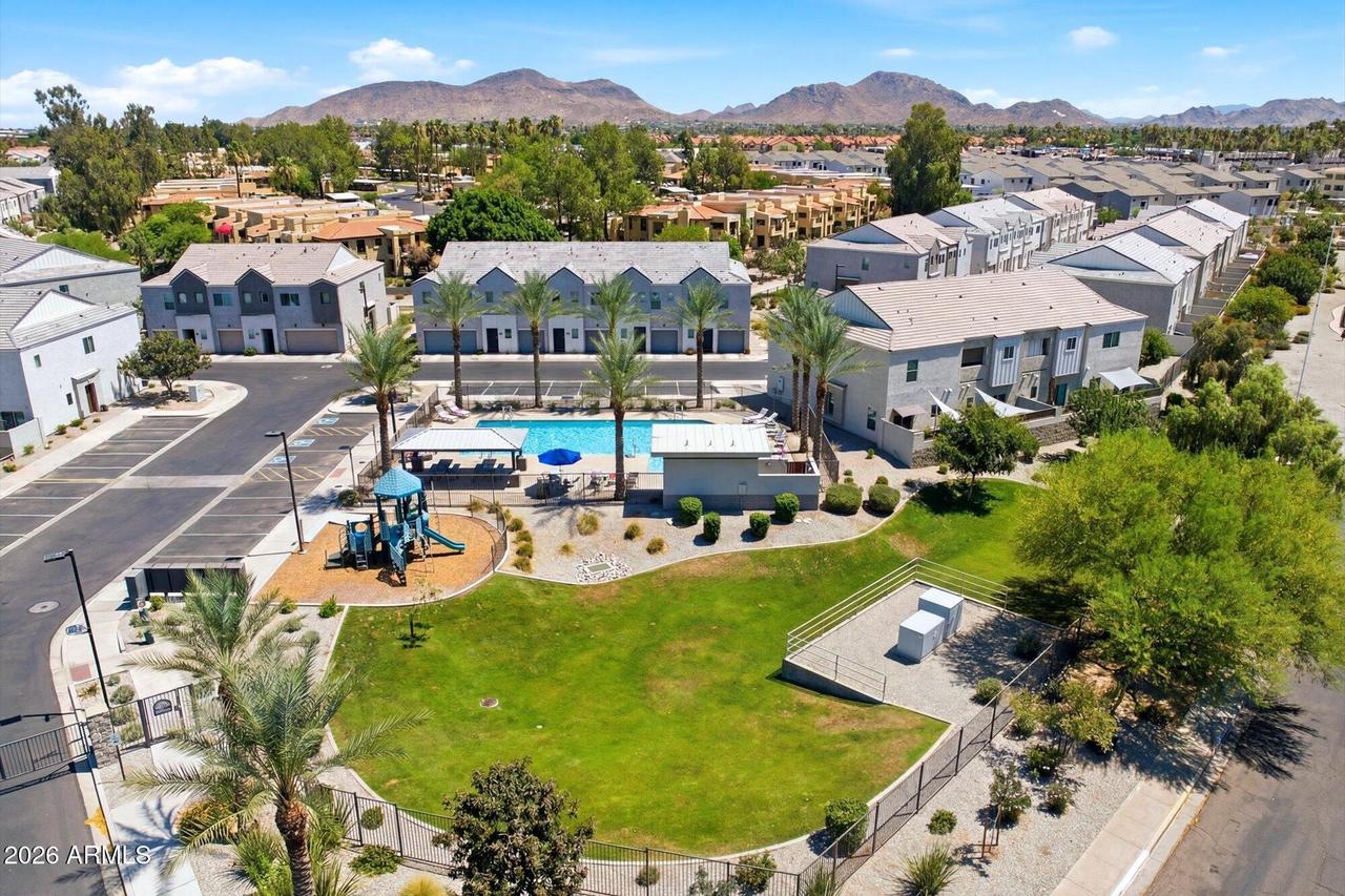 2279 W Laurie Ln., Phoenix, AZ 85021
