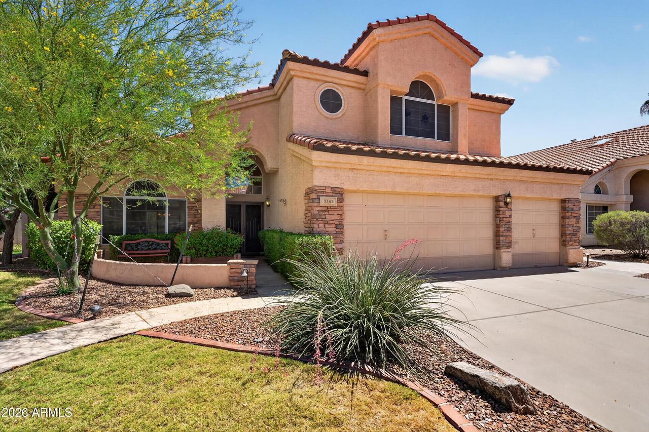 3349 E Amberwood Dr., Phoenix, AZ 85048