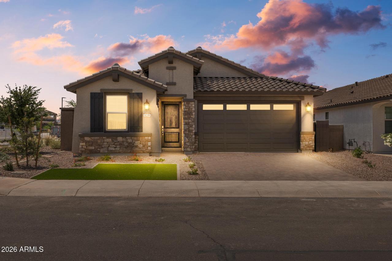 3239 W Molino Rd., San Tan Valley, AZ 85144