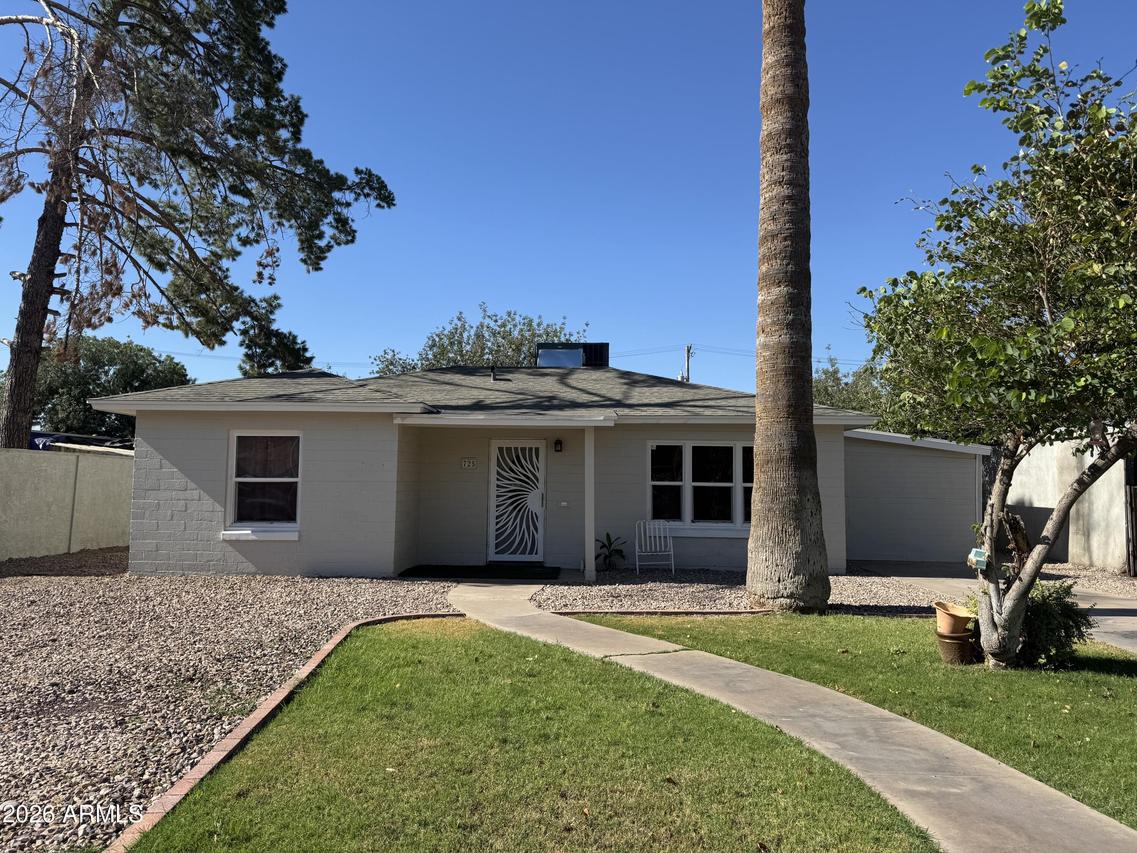 725 E 1st St., Mesa, AZ 85203