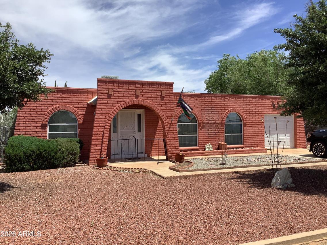 1209 E Justin St., Pearce, AZ 85625