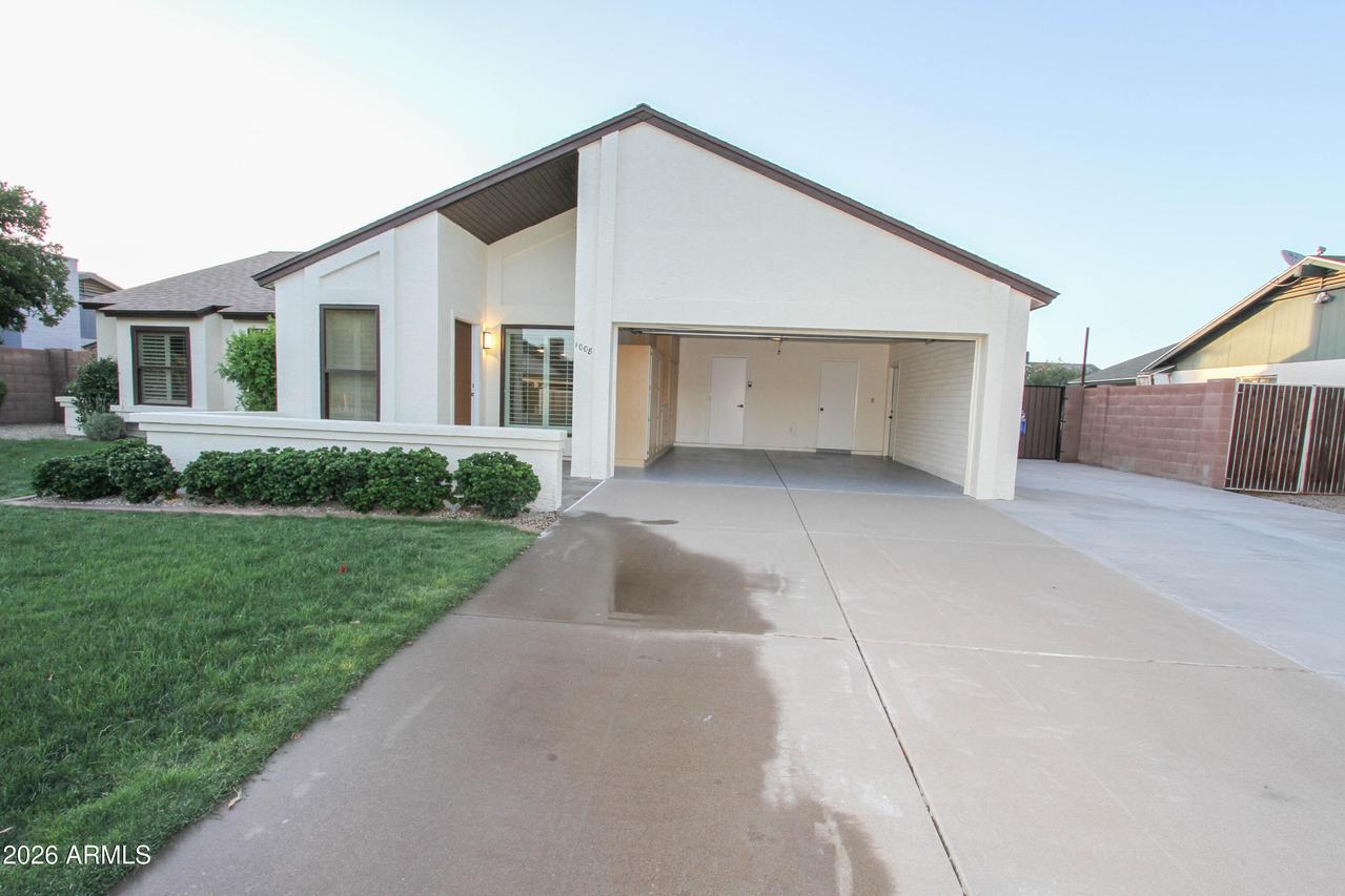 1008 W Topeka Dr., Phoenix, AZ 85027
