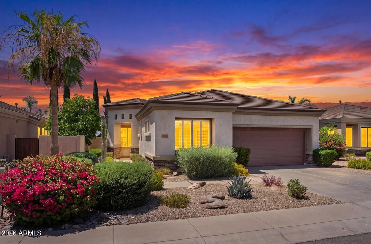 6844 S Pinehurst Drive Dr., Gilbert, AZ 85298
