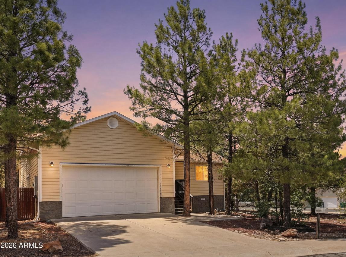 1941 W Oliver, Show Low, AZ 85901